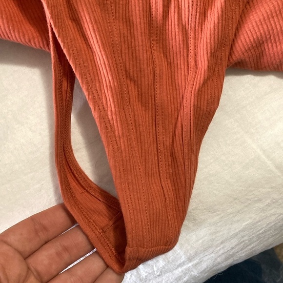 Colsie Rust Bodysuit - Picture 3 of 3